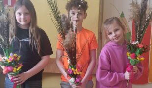 Więcej o: Palmy wielkanocne trzecioklasistów